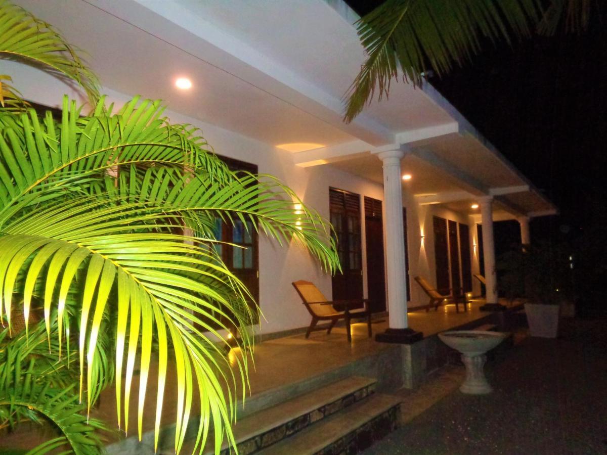 New Holiday Reach Unawatuna Ngoại thất bức ảnh
